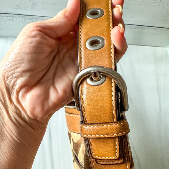 Coach Vintage Bucket Bag - Picture 9 of 9